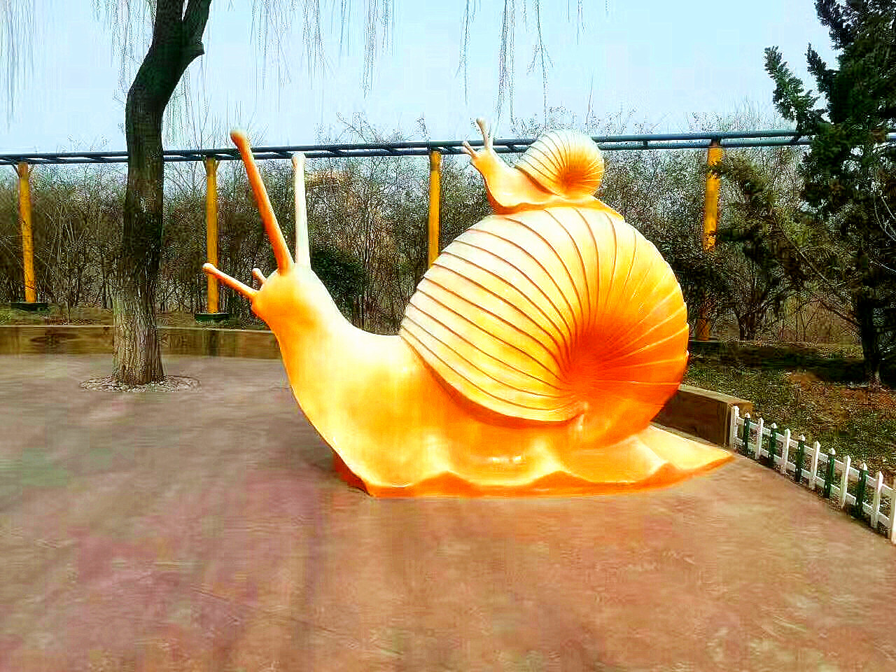 商場(chǎng)卡通美陳
